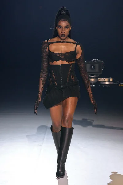 Look 21